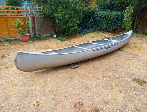 Gruman canadian canoe 17ft - canadian,